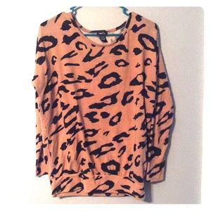 Light weight sweater